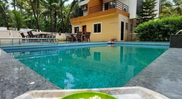 Royal Paradise Hotel