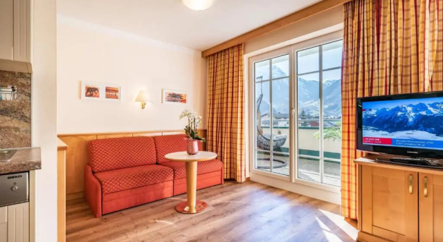 Апартаменты с 2 комнатами с балконом Apart Boutiquehotel SONNENHOF