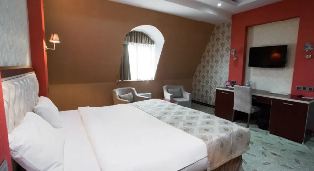 Grand Hotel