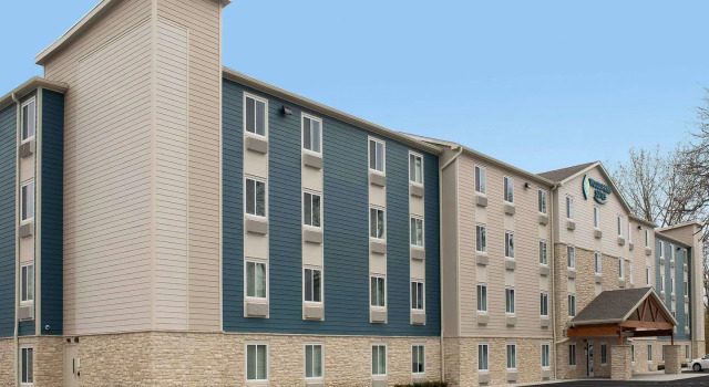 Woodspring Suites East Lansing - University Area, Book Hotel Hoteller i Lansing med parkering, Parkering