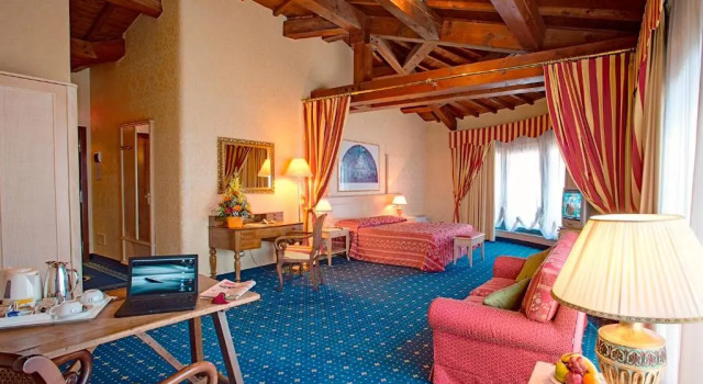 Люкс Hotel Orologio