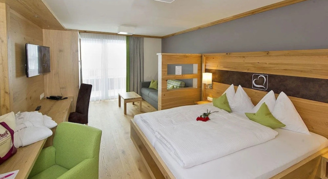 Люкс с балконом Hotel Taxerhof