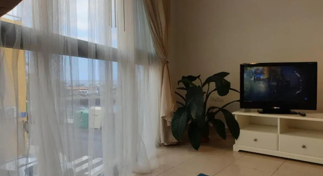 Apartamento Frente Al Puerto de Candelaria a 20 Metros de la Playa., Book Apartment Hotels in Tenerife with Parking, Parking