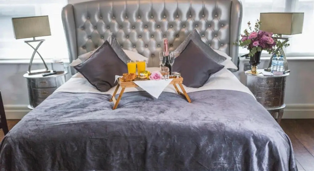 Полулюкс Karma Sanctum Soho Hotel