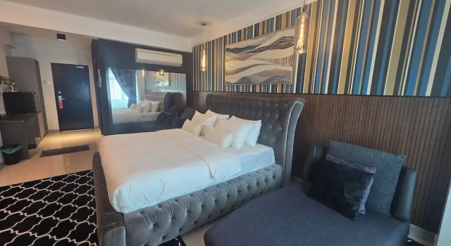 Люкс Aster+ Hotel Bukit Jalil