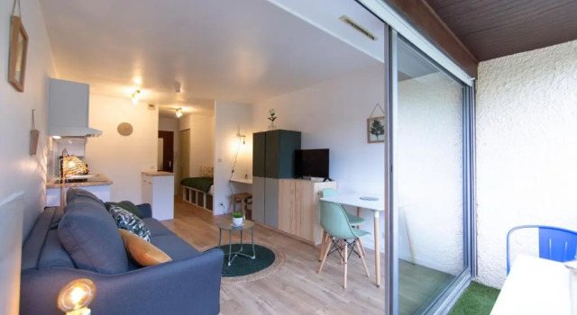 STUDIO DU PORT n17 à ANDERNOS, Забронировать Апартаменты/квартира Отели Бассен-д'Аркашон с парковкой, Парковка