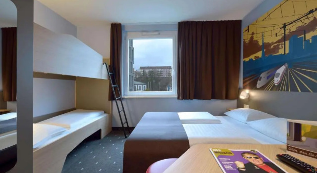 Номер семейный B&B Hotel Saarbrücken-Hbf