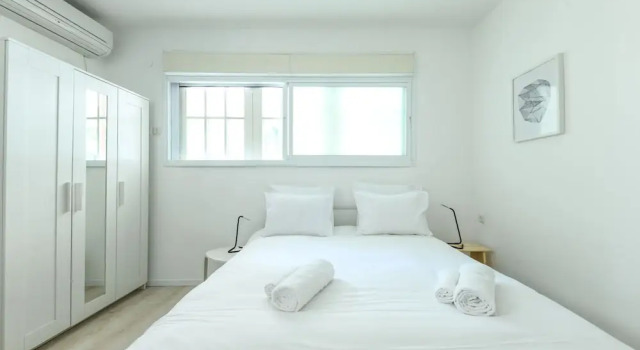 Студия CozyStudio Apt in a vibrant neighborhood