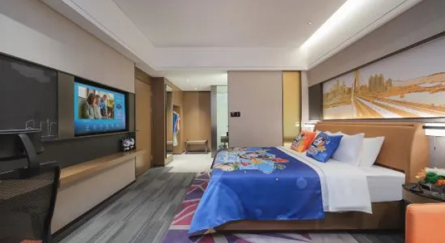 Четырёхместный семейный люкс Hampton by Hilton Chongqing Qianjiang