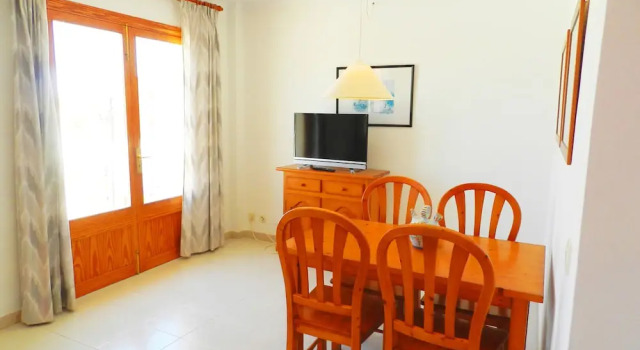 Апартаменты с балконом Apartaments Marina Sol i Pins
