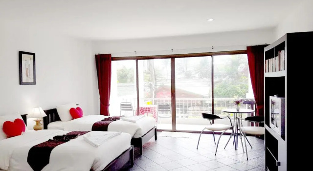 Двухместный номер Deluxe Dengs kamala beach Guesthouse