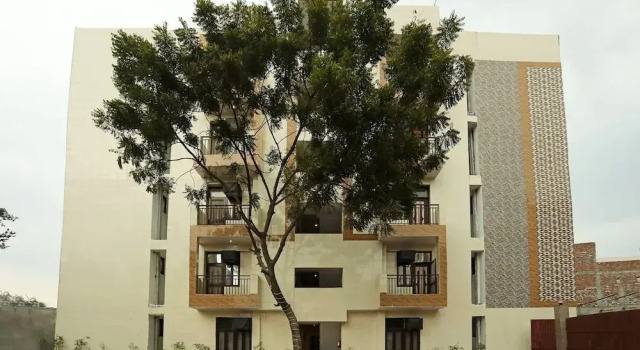 OYO 22663 Qlark Rooms & Lawn