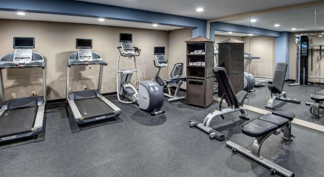 Четырёхместный номер Standard Days Hotel by Wyndham Toms River Jersey Shore