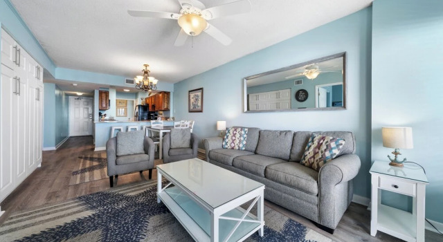 Номер Comfort Boardwalk Condos