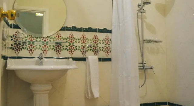 Полулюкс Comfort Riad El Reducto