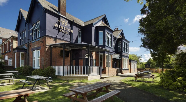 Winston Bar and Grill, Забронировать Отель Отели Саутгемптона 3 звезды, рядом с Театр «Мэйфлауэр», 3*