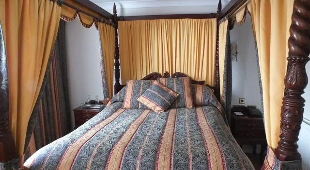 The Pines Hotel, Забронировать Отель Отели Англии 3 звезды, 3*