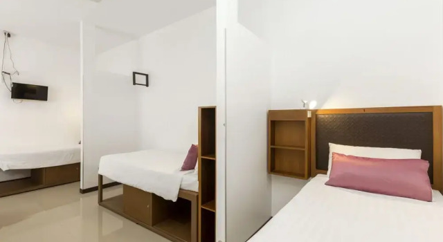 Четырёхместный люкс Deluxe The Lantern Hostel and SPA