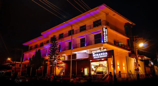 Miranda Beach Resort, Rezerwuj Ośrodek wypoczynkowy Tanie hotele w Baga