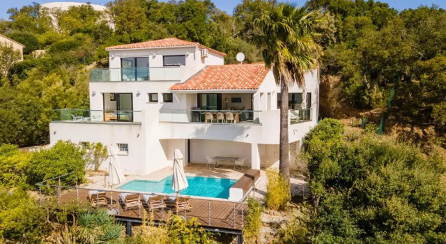 Коттедж Ferienhaus Petites Maures, Meerblick und eigener Pool