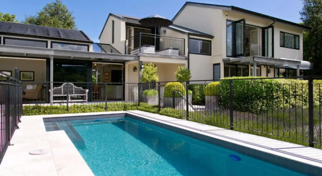 Вилла с 2 комнатами The Point Villas