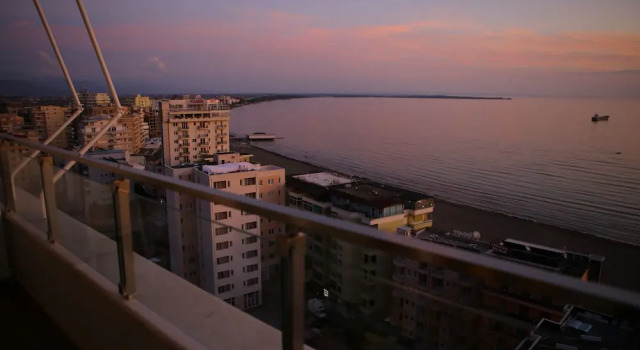 Полулюкс Twin Towers Hotel City & Beach Resort