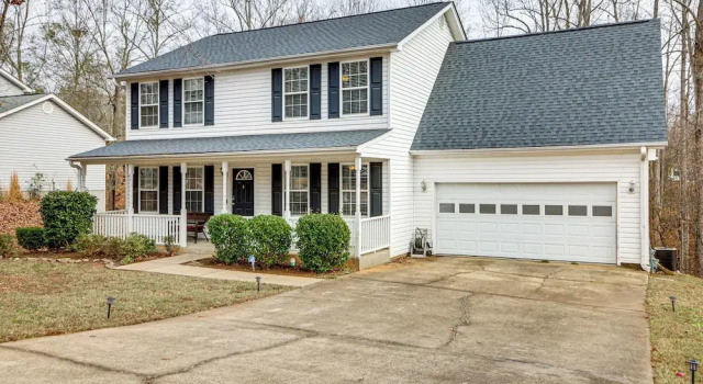 Коттедж Wooded Trail On-site, Spacious Simpsonville Home