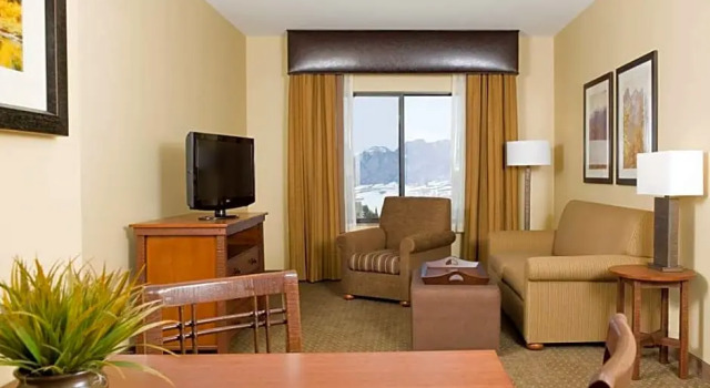 Четырёхместный номер Standard Homewood Suites by Hilton Bozeman