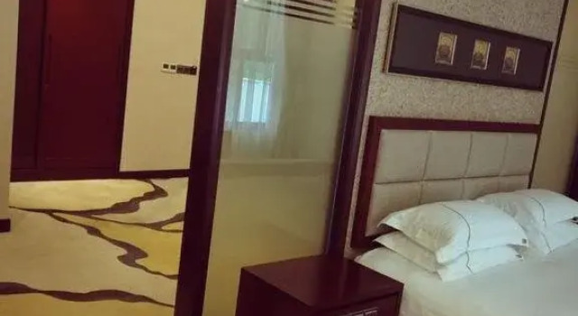 Hangzhou Longlin Shanju Yangsheng Resort, Prenota Resort Hangzhou Zhejiang