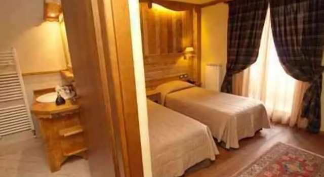 Одноместный номер Standard с балконом Hotel Meublé Mon Rêve