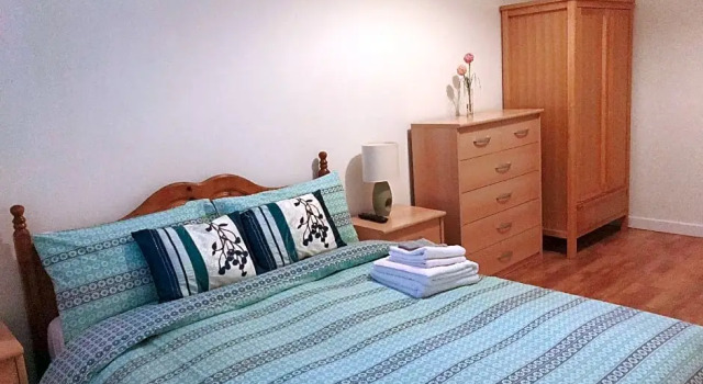 Flat 8,Fraser house apartment *3 bedrooms *