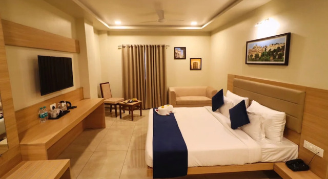 Номер Premium Clarks Inn Express Udaipur