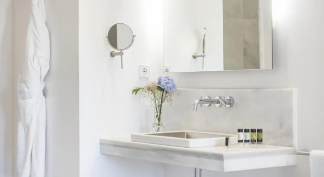 Двухместный номер Deluxe Hospes Puerta de Alcalá, a Member of Design Hotels