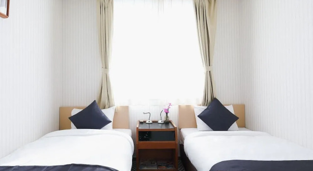 Green Business Hotel Hakui, Prenota Hotel Hotel a Toyama con parcheggio, Parcheggio