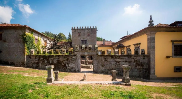 Paço de São Cipriano, Rezerwuj Bed and Breakfast Hotele w Minho z parkingiem, Parking