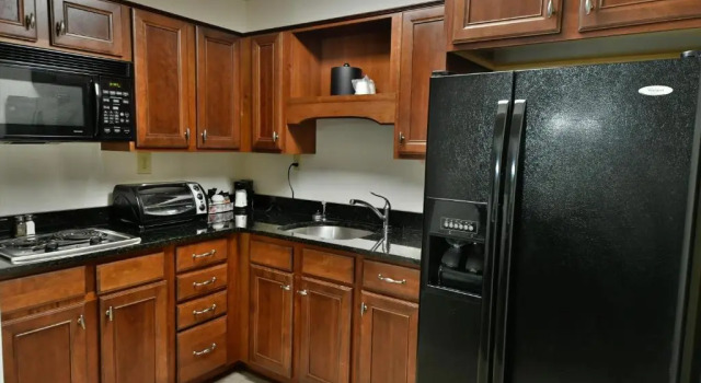 Люкс Ramada by Wyndham Jacksonville Hotel & Conference Center