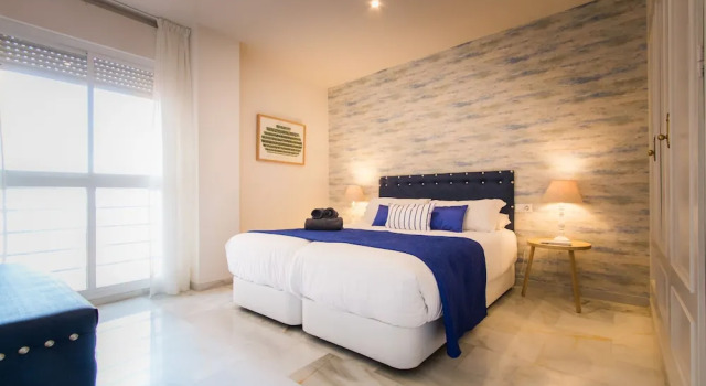 Holidays2malaga Malagueta, Забронировать Отель Отели Малаги с завтраком, рядом с Музей Кармен Тиссен, Завтраки