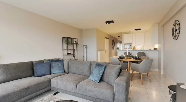 Lovely Apartment With Stunning Sea-view, Prenota Appartamento Heist 