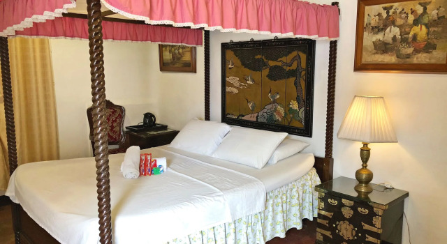 Casa de Carlo, Забронировать Отель Тагайтай Лусон