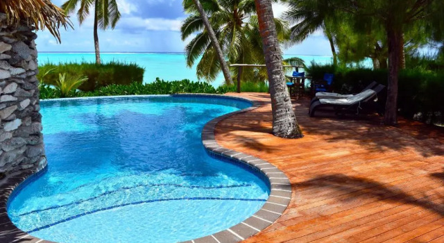 Bungalow mit Blick auf die Bucht Tamanu Beach