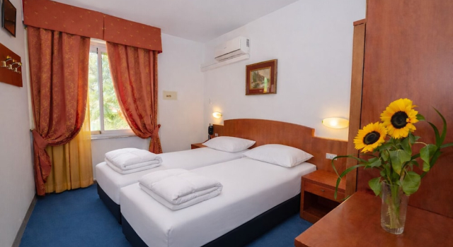 Номер Economy Hotel Garden NEW MANAGEMENT