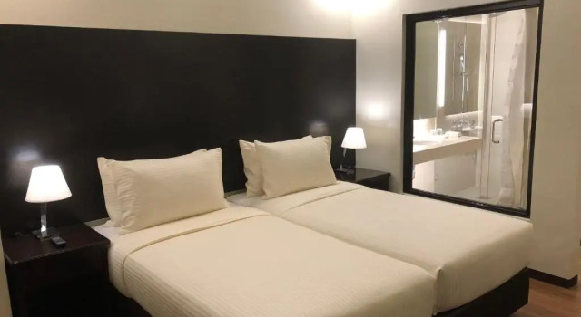 Люкс с видом на город Piña Suites