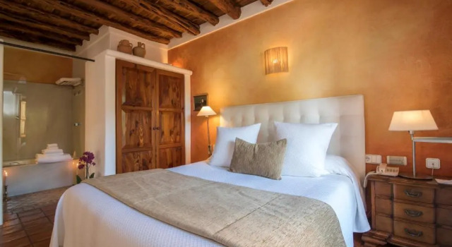 Полулюкс Hotel Rural & Spa Can Curreu