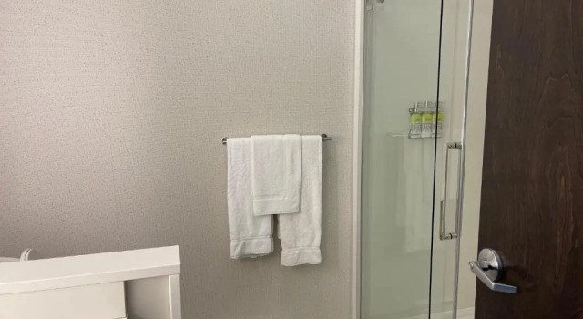 Люкс Holiday Inn Express & Suites - Gatineau - Ottawa by IHG