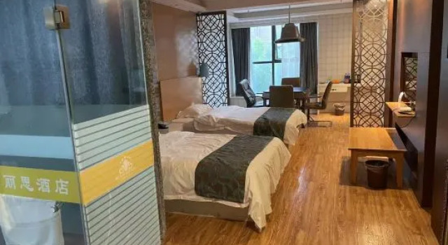 Люкс Deluxe Bailisi  Hotel