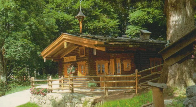 Almbrünnerl die Almhütte auf der Raffner Alm, Book Hotel Ruhpolding Chiemgau