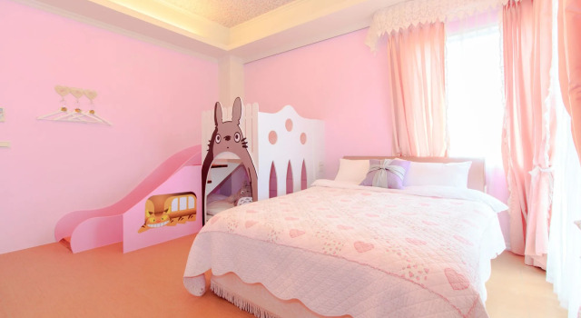 Elegance House, Buchen Sie Bed & Breakfast Hotels in Landkreis Yilan mit Pool, Schwimmbad