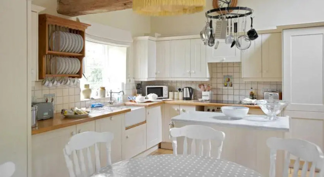 Bruern Holiday Cottages, Забронировать Отель Чиппинг-Нортон Оксфордшир