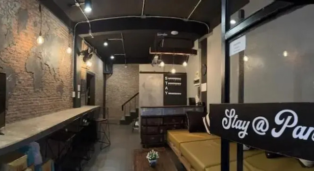 Stay At pan Hostel, Забронировать Хостел Недорогие отели Бангкока, рядом с Небоскреб «МахаНакхон», недорого