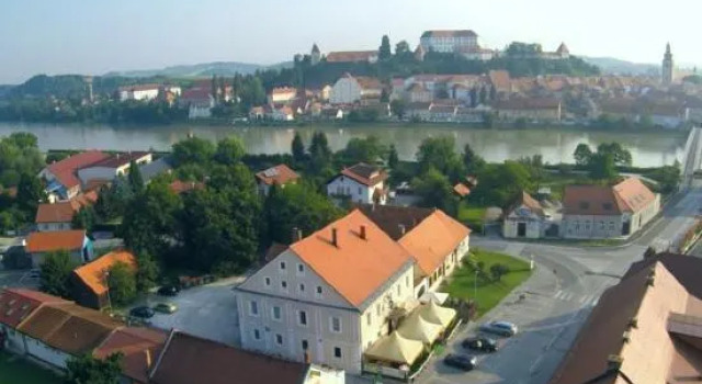Guesthouse Pri Tonetu, Book Hotel Hoteller i Ptuj med parkering, Parkering